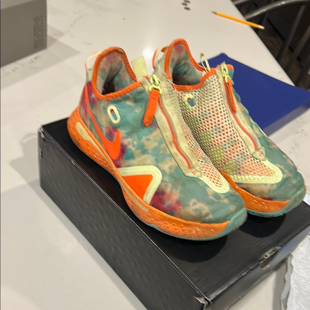 Paul George 4 Nike basketball shoes